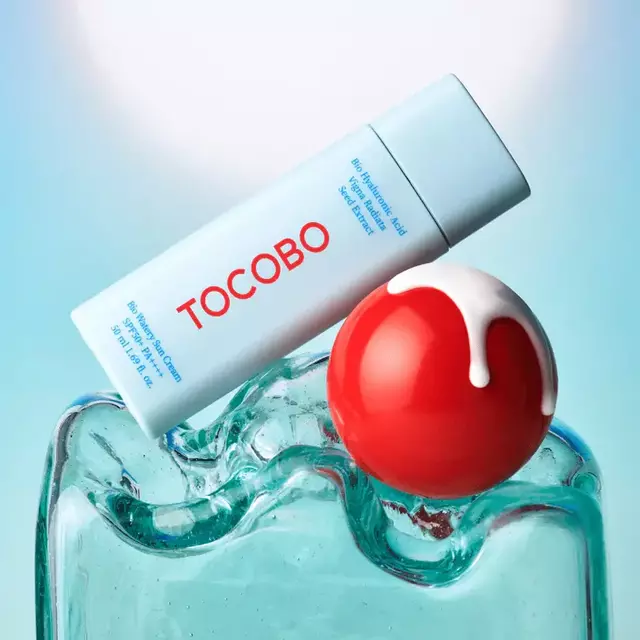 TOCOBO - Bio Wathery Sun Cream SPF 50 PA++++