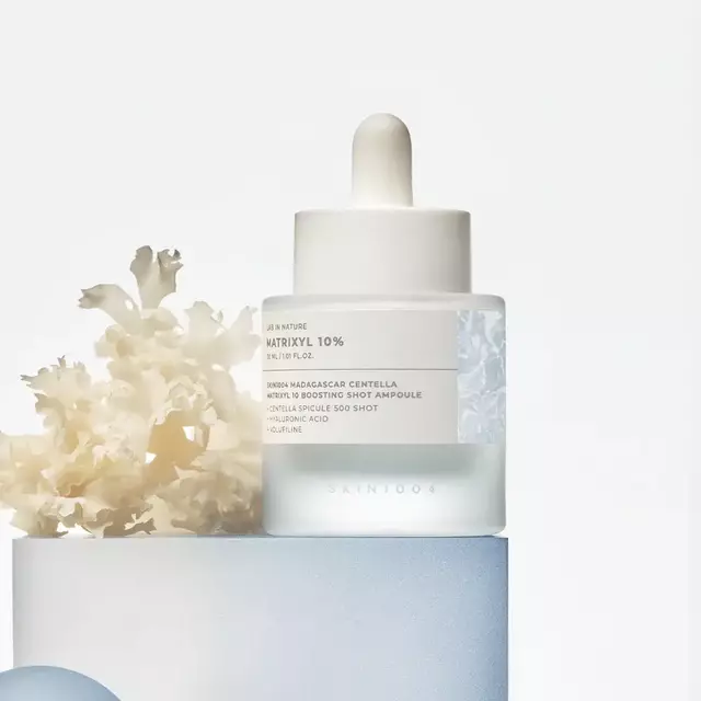 SKIN1004 Madagascar Centella Matrixyl 10% Ampoule Suero Anti-Edad con Peptidos Reafirmantes 30 ml