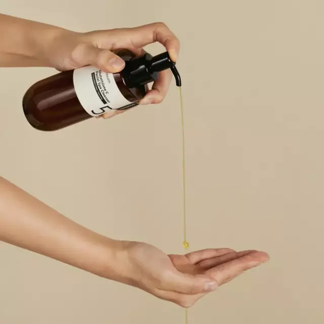 Numbuzin No.5+ Glutathione Vitamin Facial Spa Cleanser | 200 ml